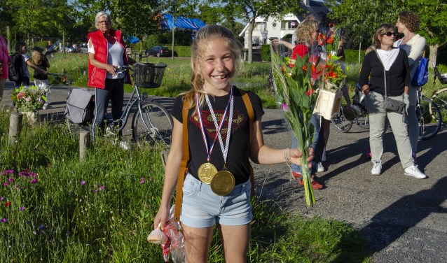 Junia wordt feestelijk verwelkomd op de Vrijheidsdreef