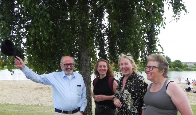 vlnr: Ronald Verbeek, Jessica Dijkman, Anneke Dubbink en JoCa.