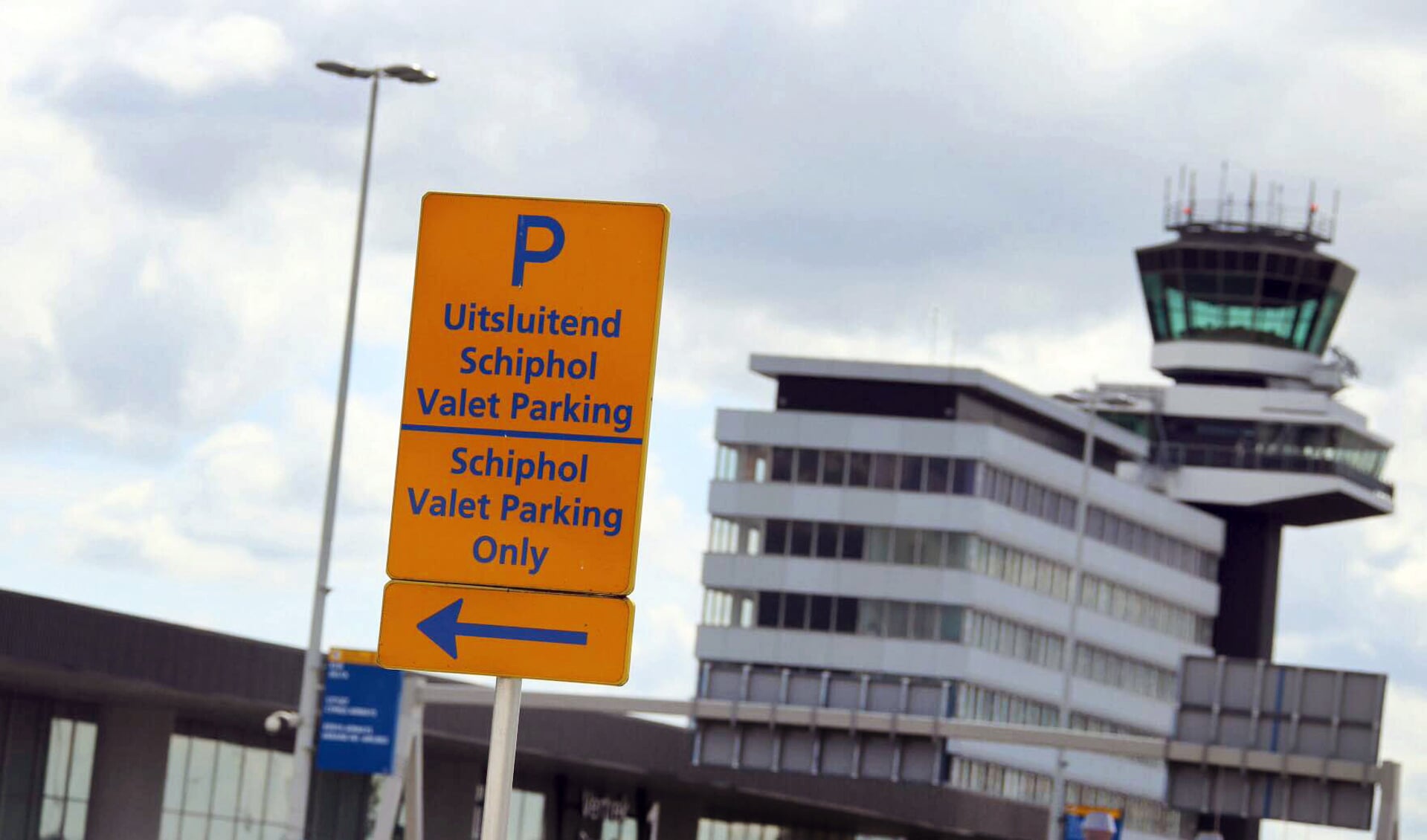 Valet Parking is big business op Schiphol. 
