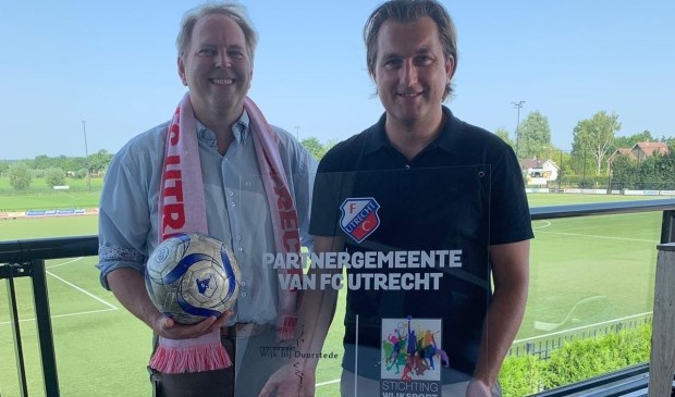 wethouder Willem Joustra en directeur Commercie FC Utrecht Joost Broerse