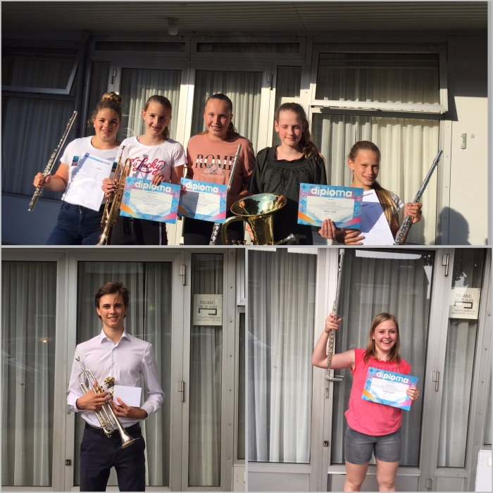 Ruth van Veldhuizen, Jemma den Breejen, Florianne Toet, Wies van der Vlist, Matthia Goedegebuur, Floor de Pater