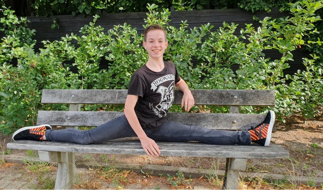 Simon vindt zijn geluk in ballet.