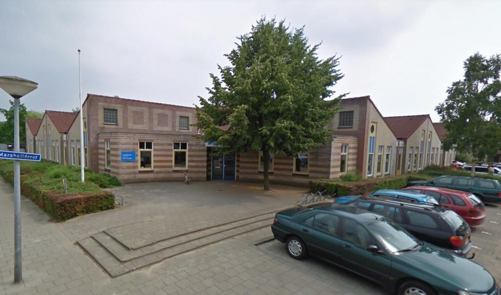 Basisschool De Brugge in de Edese wijk 'De Rietkampen'.