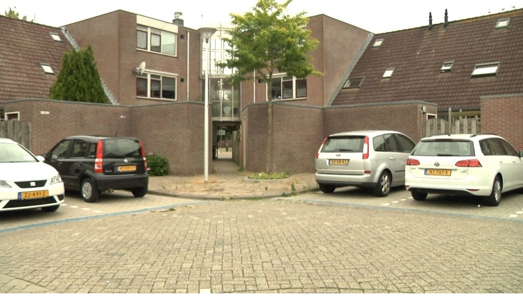 Het steegje waardoor de dader gevlucht is