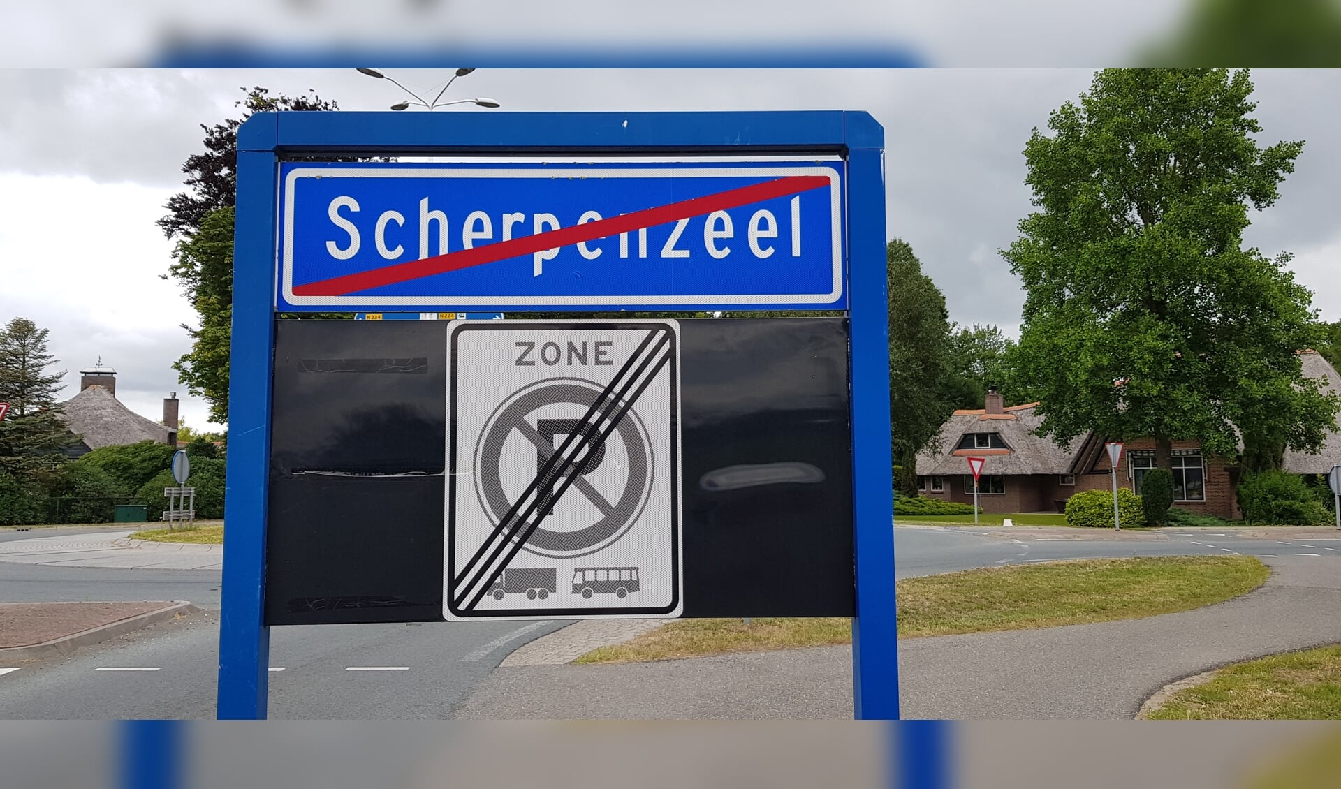 De provincie is een arhi-procedure gestart om tot een fusie van Scherpenzeel en Barneveld te kunnen komen. De gemeente Scherpenzeel heeft daar een een bezwaar tegen indgediend. Dat wordt morgen behandeld. 