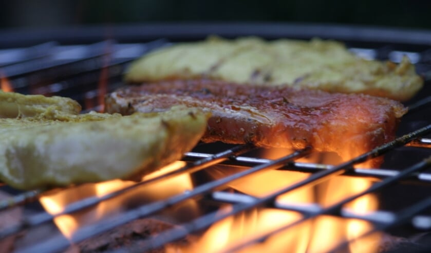 Barbecueën bij Aan Tafel in de Peulenhof