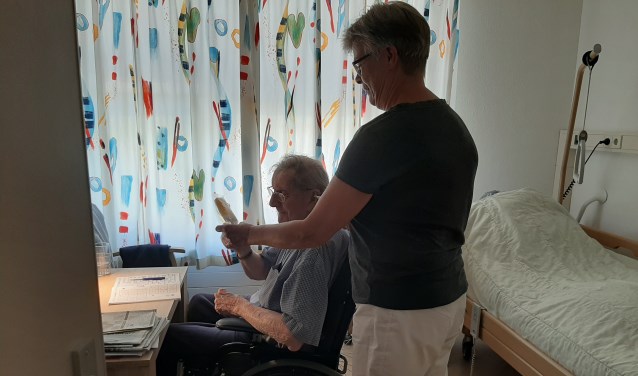 Bewoners van Houtens erf krijgen ijs
