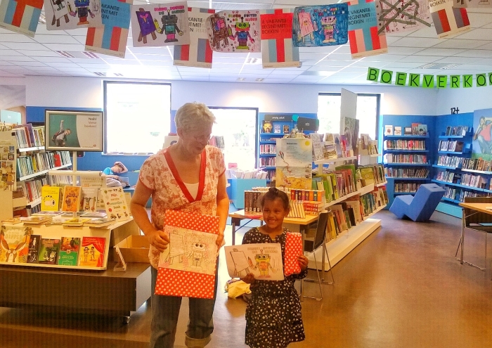 Safaa en Ans krijgen de eerste prijs