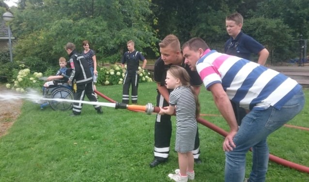 Elke woensdagmiddag kunnen kids uit de Lingewijk samen met hun Gorcumse vriendjes actief zijn bij De Bogerd.