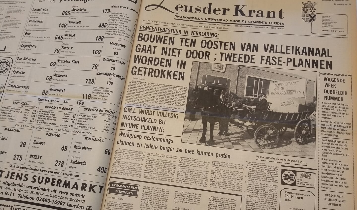 De Leusder Krant maakt in december 1973 bekend dat het College afziet van bouwplannen over het Valleikanaal na uitgebreid protest. 