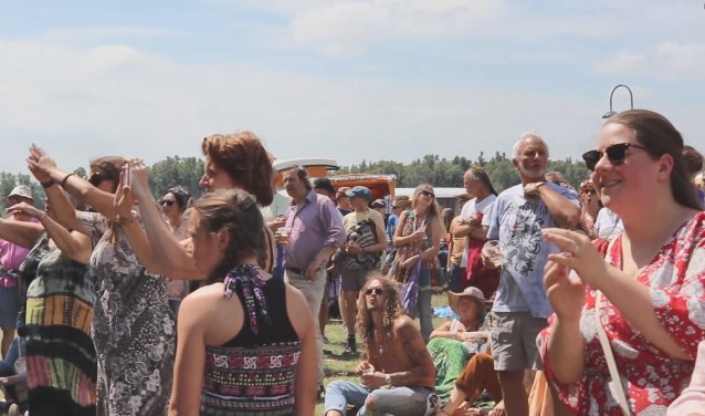 Er wordt volop genoten op het Hippiefestival in Gorinchem