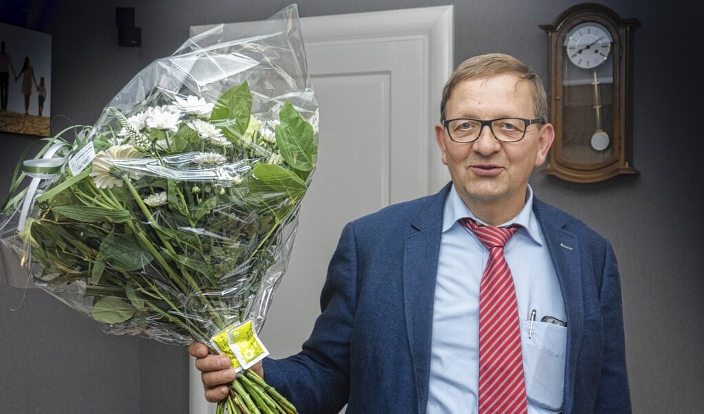 Nico Gerritsen tijdens zijn 10-jarig jubileum als wethouder vaan de SGP in mei 2016.