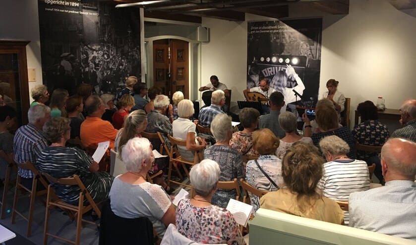 Veel belangstelling voor het muzikale optreden in Museum Nijkerk afgelopen zondag.