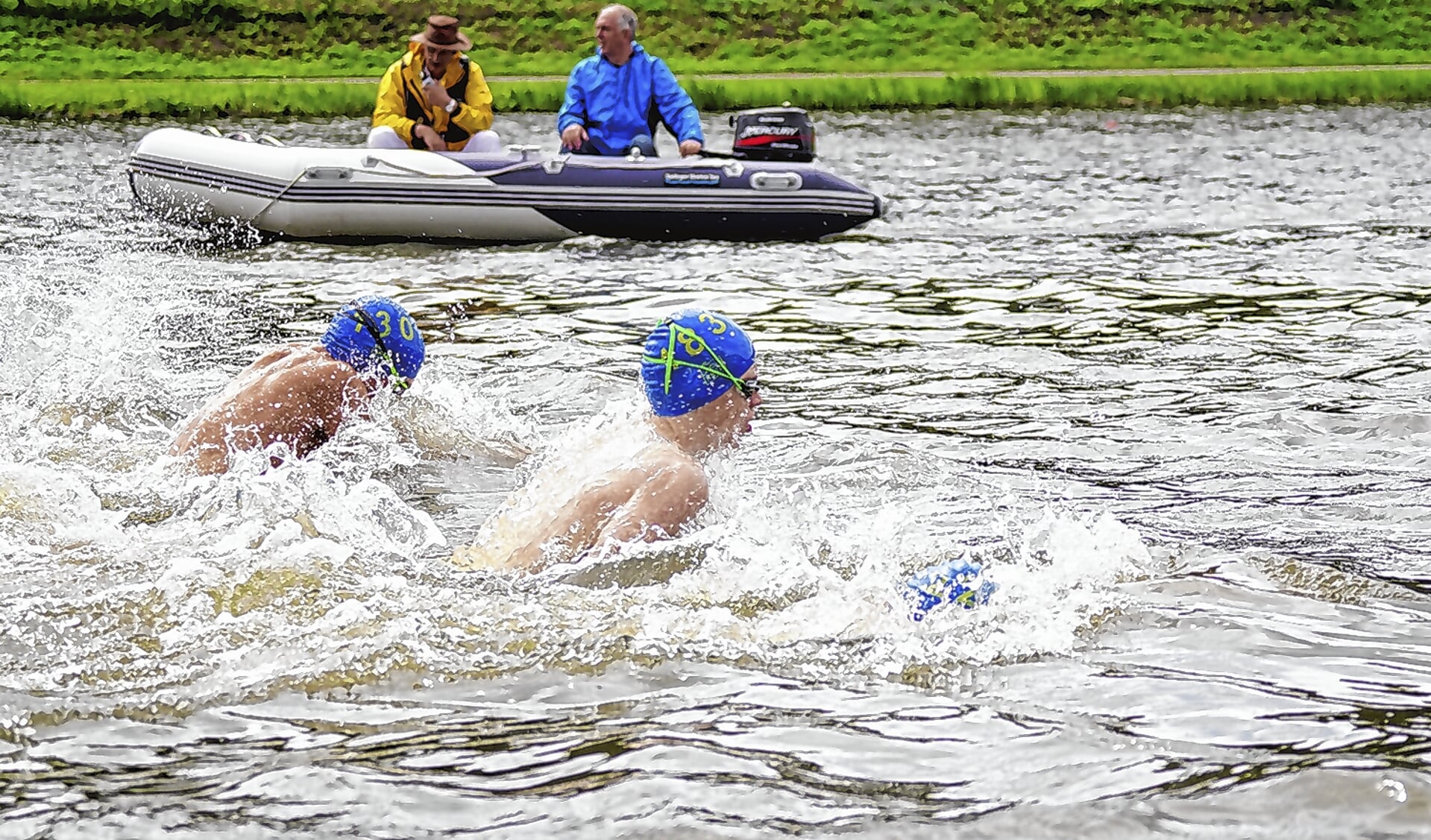 Vanwege de aangetroffen E-coli-bacterie werd de jaarlijkse zwemwedstrijd die op 18 augustus op de Bosbaan gehouden zou worden, afgelast.