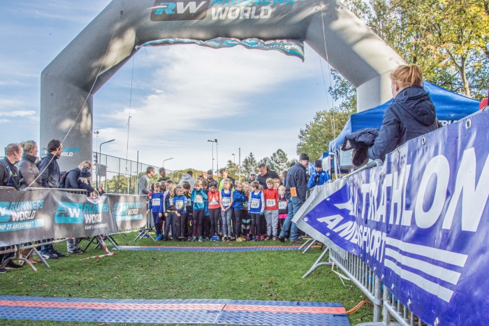Start van de Vlasakkerloop - kidsrun in 2018