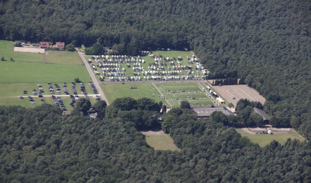 Het terrein van Paardensportcentrum Gert van den Hoorn waar komende zaterdag de Nationale Merriekeuring plaatsvindt.