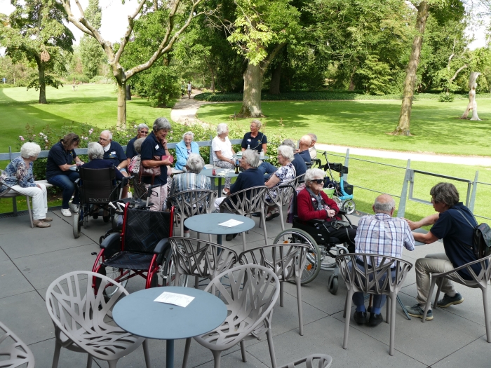 genieten van de mooie omgeving