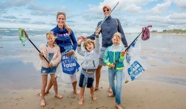Deelnemers van de Boskalis Beach Cleanup Tour 2019.