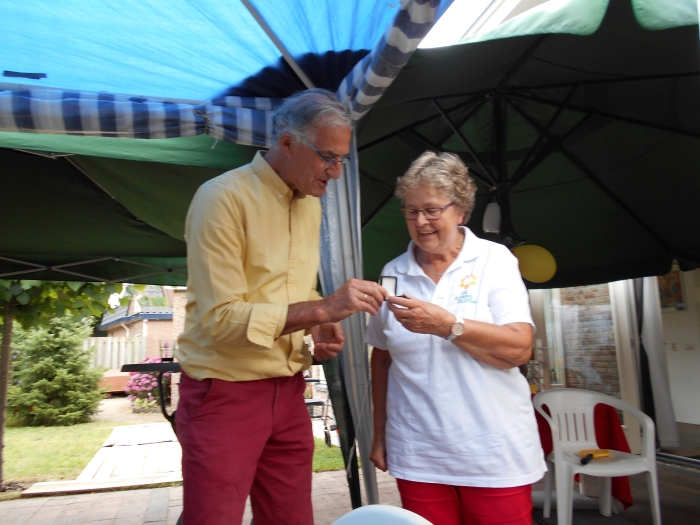 Uitreiking gouden speld