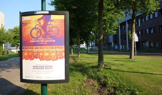 De productie wordt mogelijk gemaakt door meer dan 50 professionals en vrijwilligers die zich hebben verbonden aan dit initiatief.