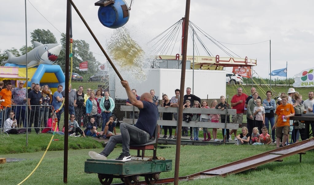 Waverfeest wordt deze zomer weer gevierd Nieuws uit de regio Ouder Amstel