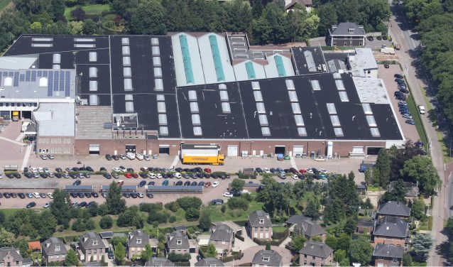 Het Moba-gebouw aan de Stationsweg in Barneveld.