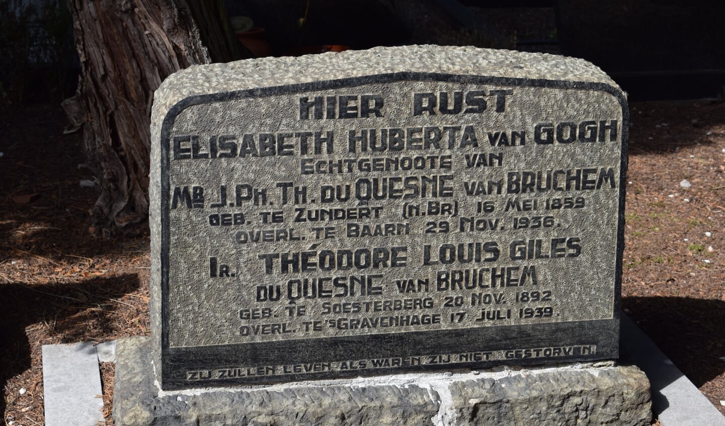 Het graf van Elisabeth van Gogh op de Algemene Begraafplaats.
