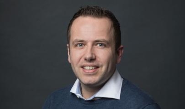 <p>Raadslid Niels van Santen (VVD) is verbaasd over het handhavend optreden van de BOA's in de binnenstad</p>