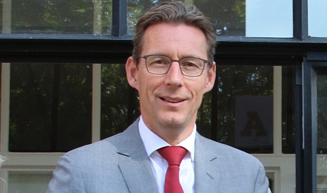 Burgemeester Tjapko Poppens.