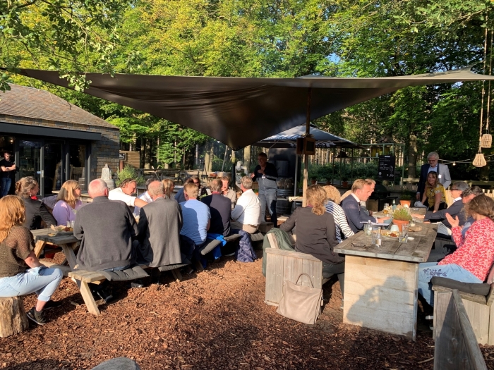 BBQ in Buiten in de Kuil