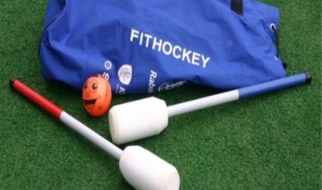 Er zijn de hele maand veel activiteiten waarbij ouderen kennis kunnen maken met diverse sporten