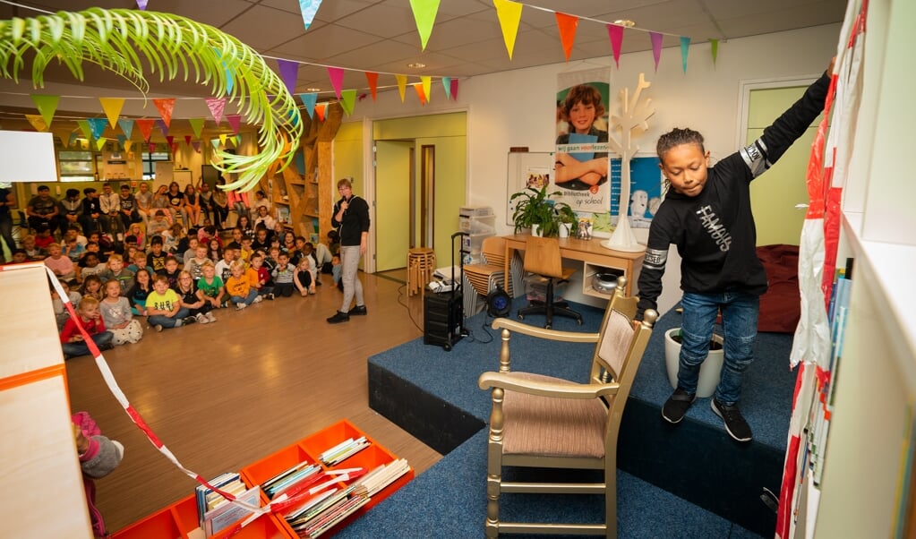 Op de openbare basisschool De Lijster in Barneveld werd in september 2019 een schoolbibliotheek geopend.
