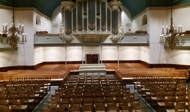 Interieur Grote Kerk met Naberorgel.