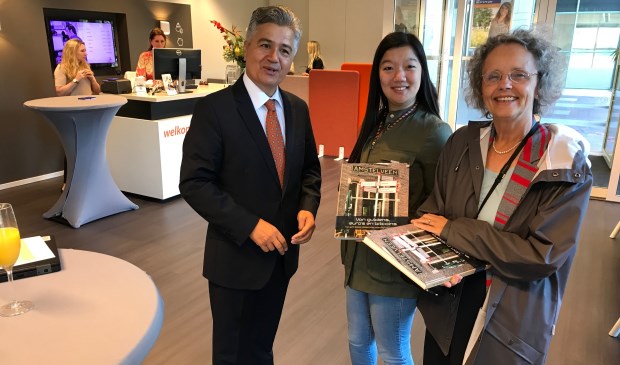 Van links naar rechts: Ugur Pekdemir, Jinn van Gastel en Christa de Kemp.