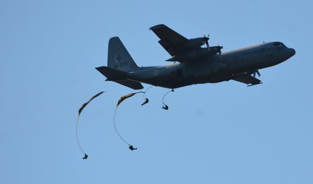 Luchtlandingen tijdens de Airborne-herdenking in 2019.
