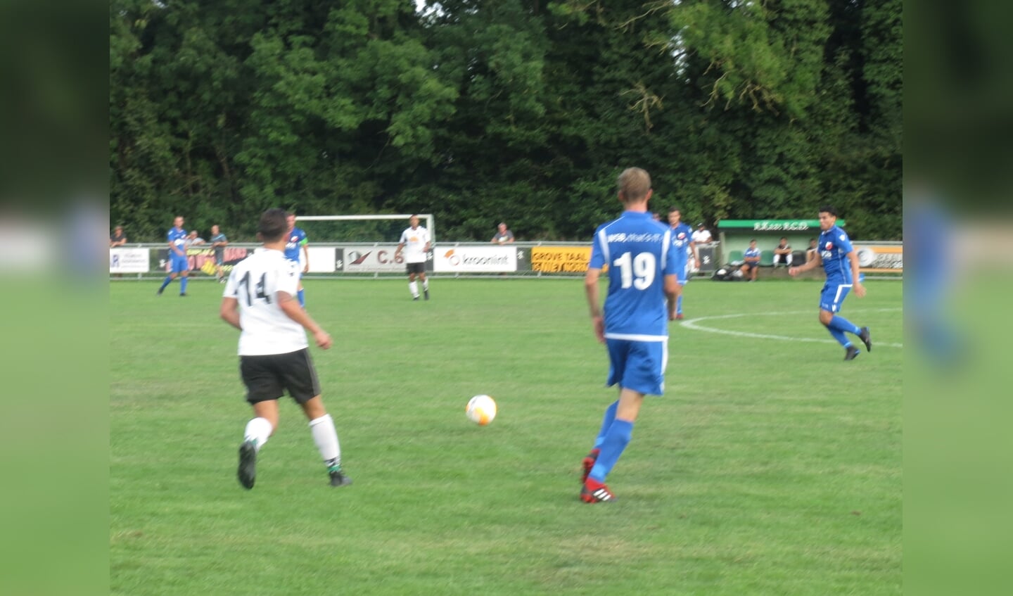 Spelmoment van RCD-Hardinxveld met 19 Danny van den Bout