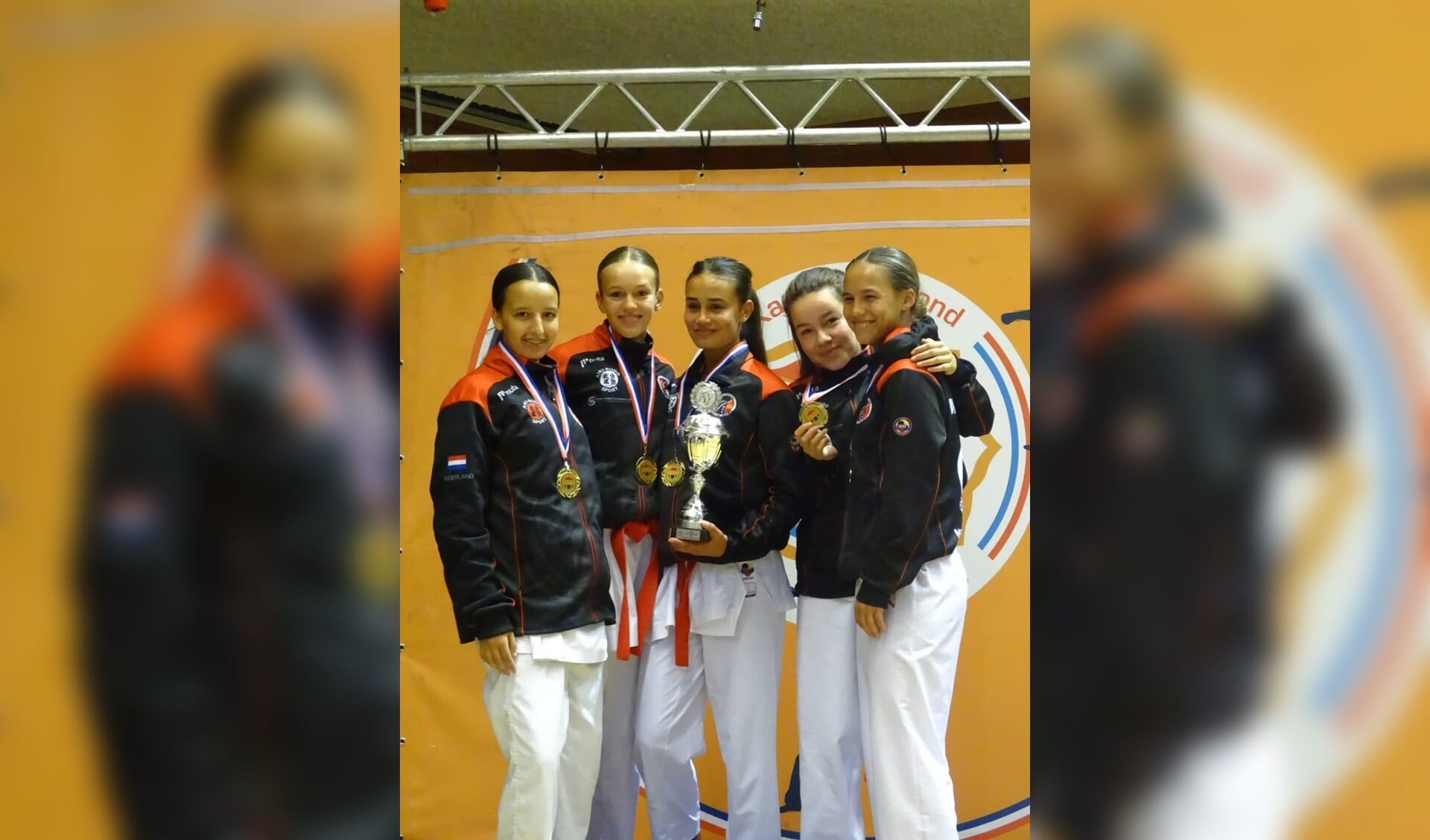 Het juniorenteam meisjes greep goud tijdens Dutch Open tot 21 jaar in Almere.