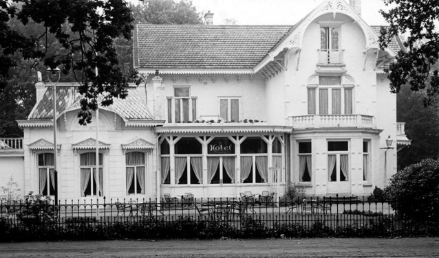 Het Oranje Hotel is een van de verdwenen panden die ter sprake en in beeld komen op dinsdag 24 september.