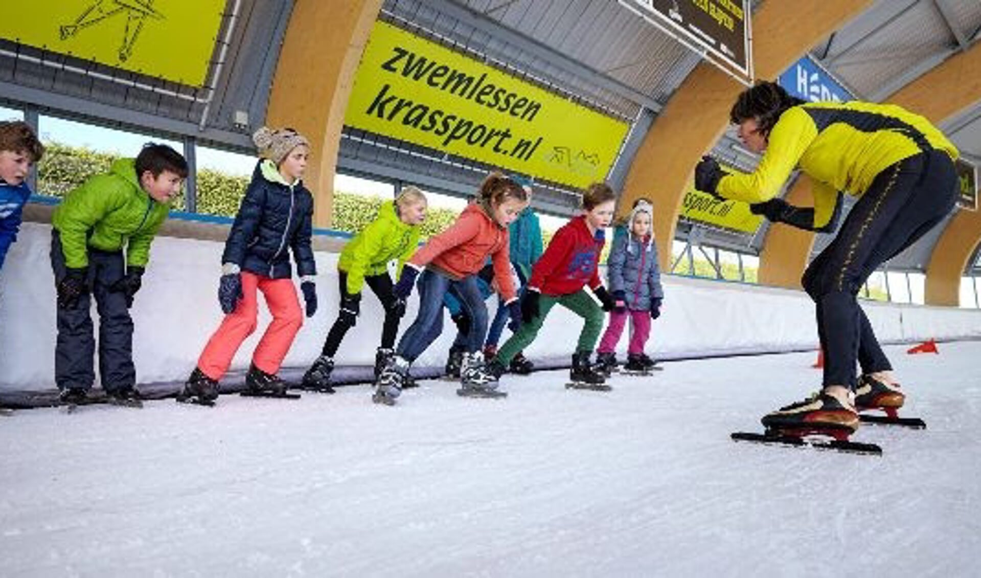 Een beeld van een schaatsles in Haarlem. 