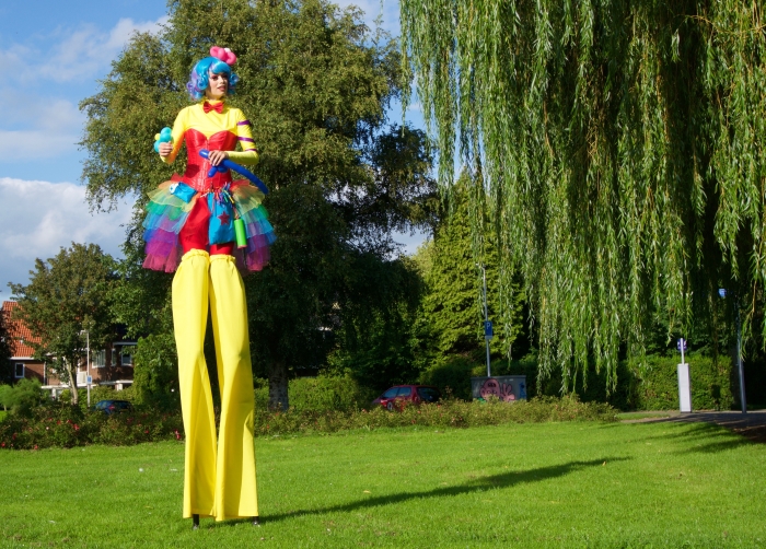 Suzanne van der Hoorn als ballonnendame