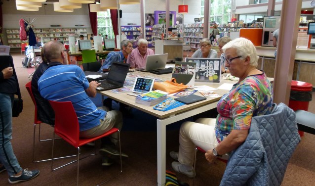 Seniorweb presenteert de mogelijkheden voor het nieuwe seizoen in de bibliotheek.