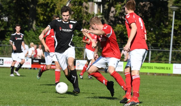Hoevelaken begon de competitie goed met een 1-0 overwinning