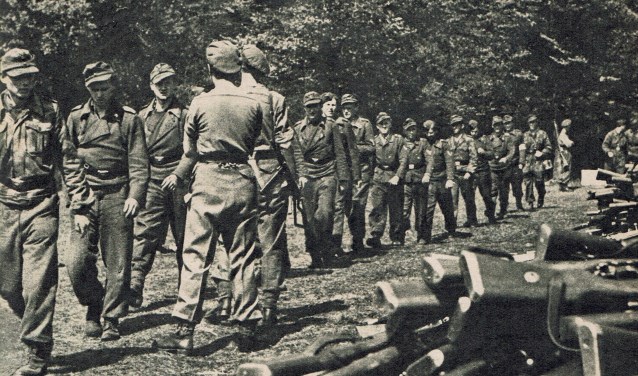 Het inleveren van wapens door de Duitsers komt aan de orde in de lezing die Johan de Kruijf op woensdag 25 september houdt.