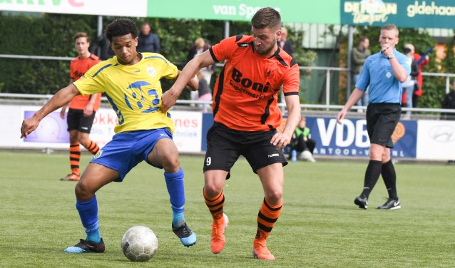 Frank Heus was goed op dreef tegen Lisse en scoorde twee doelpunten