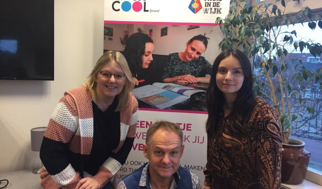 Celeste Villar, Inge Cornelisse en GertJan Huijbens coördineren School's Cool IJmond.