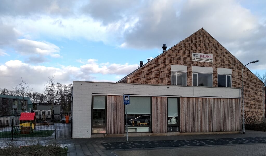 De Julianaschool in Barneveld verhuisde in 2018 naar de nieuwe locatie aan de Wethouder Rebellaan. Omdat op deze plek kinderopvang is toegevoegd, is de naam gewijzigd in IKC Juliana. 