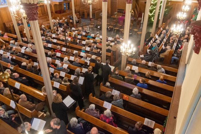 Kamerkoor Vocaliber bij binnenkomst