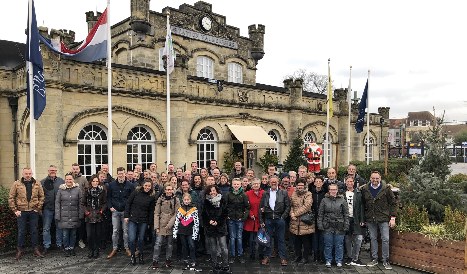 Het personeel van DJS Hekwerken genoot op 3 en 4 januari van de Limburgse gastvrijheid in Valkenburg.