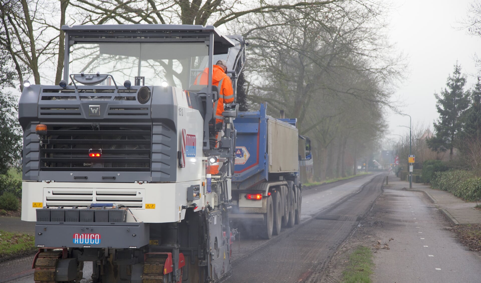 De reconstructie van de Hessenweg bij Achterveld is 6 januari hervat.