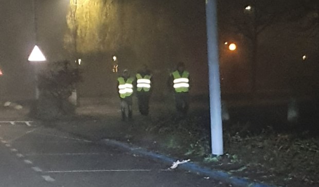 Buurtvaders op patrouille door Graan voor Visch